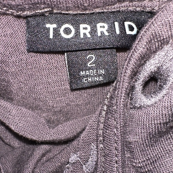 Torrid Size 2 Gray Babydoll Tank 
Spring Summer Lightweight Casual Wear Church - Picture 4 of 4